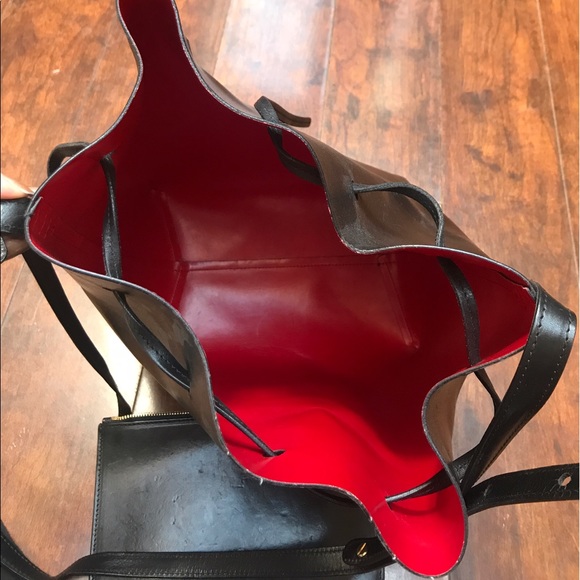 **SOLD Mansur Gavriel Medium Black Bucket Bag - Picture 4 of 7