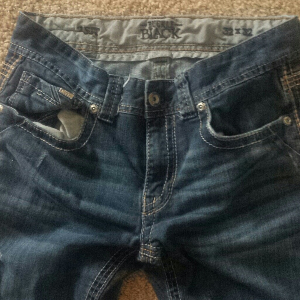 Buckle Jeans
