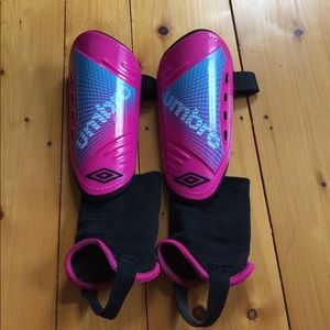 Kids Umbro Shinguards