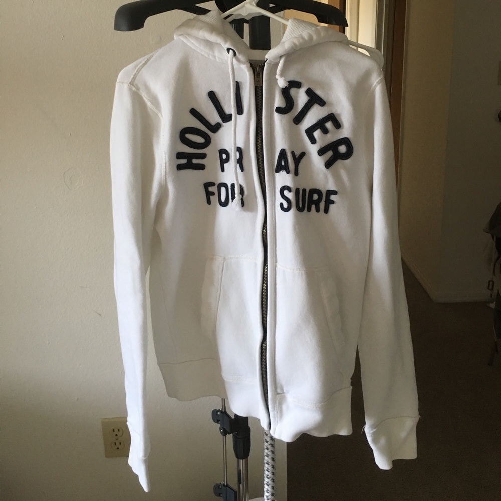 Men new hollister California size M sweater white