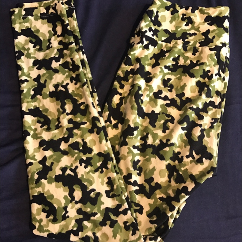 OS camo LLR leggings ⭐️ EUC