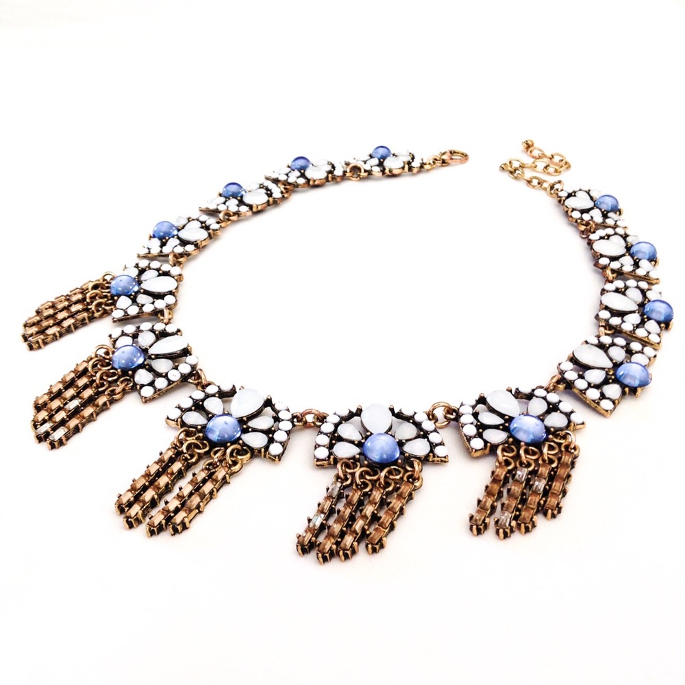 Alice's Chic Boutique necklace