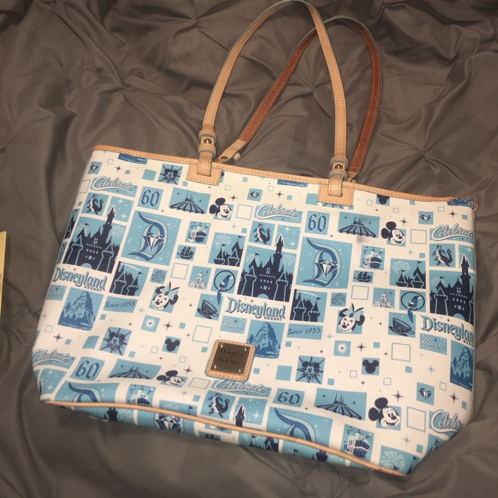 Dooney & Bourke