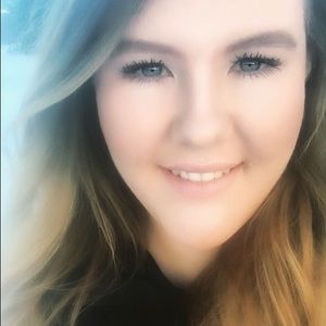 Meet your Posher, Kendra