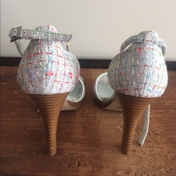 Multi-Color, Tweed-Style Heel - Picture 5 of 6