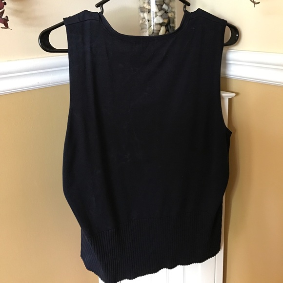 Liz Claiborne Collection navy blue sleeveless top - Picture 3 of 3