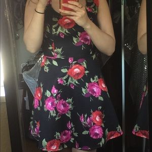 Scoop neck skater dress