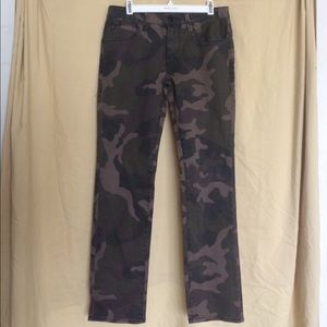 MEN's Arizona Brown Camo Jeans