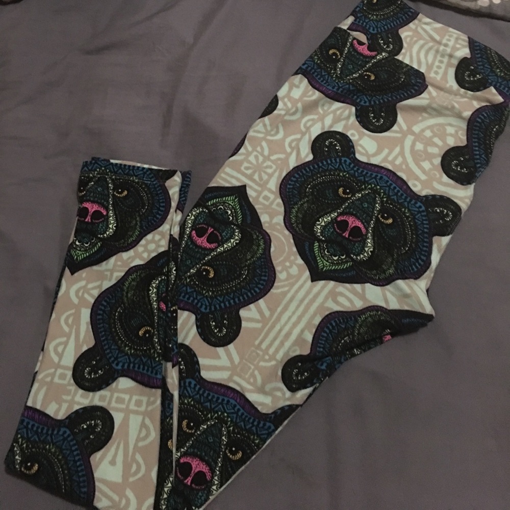 Lularoe Tall and Curvy TC Mosaic Bear Leggings
