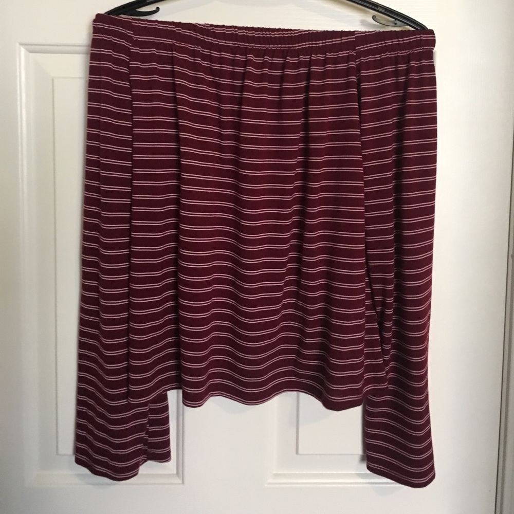 Off the solder flowy maroon with pink strips