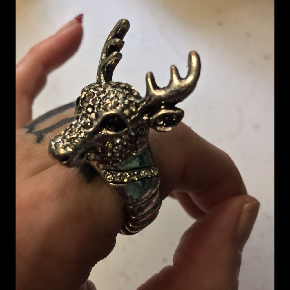 Silver rhinestone elk ring!