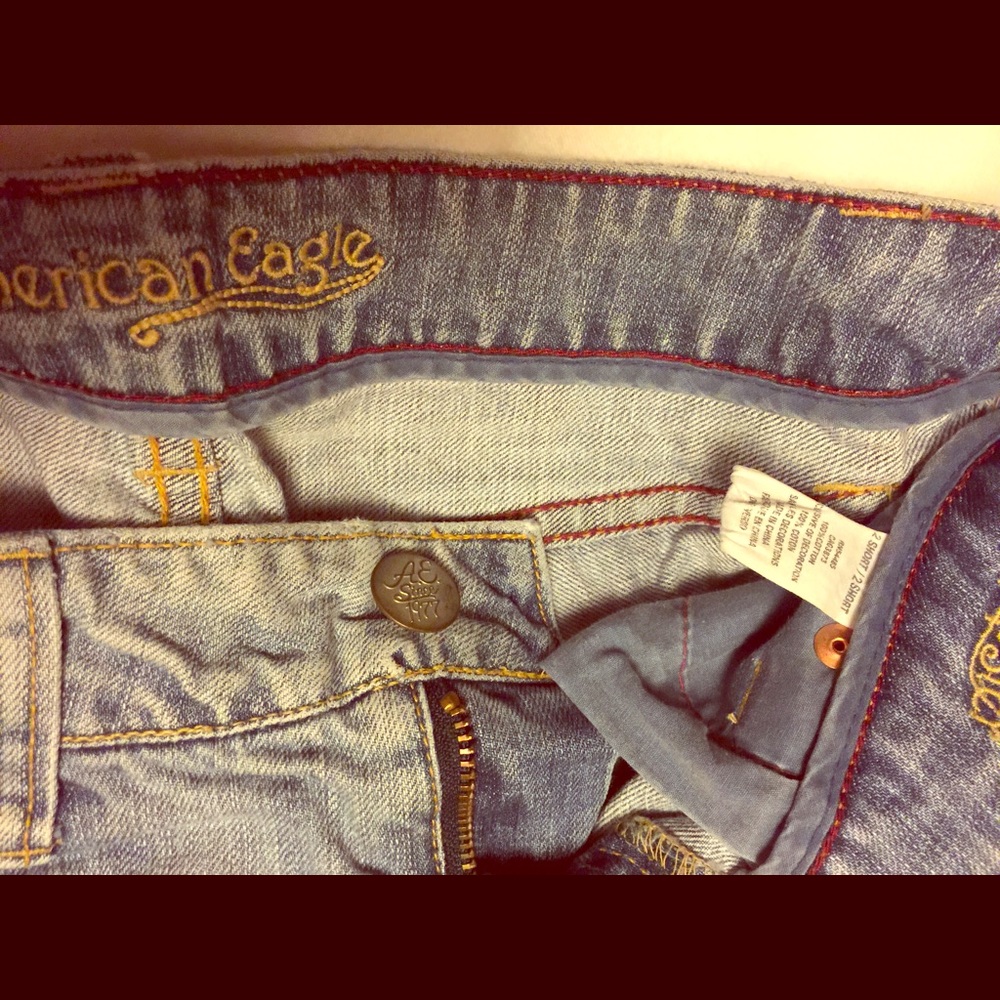 AMERICAN EAGLE