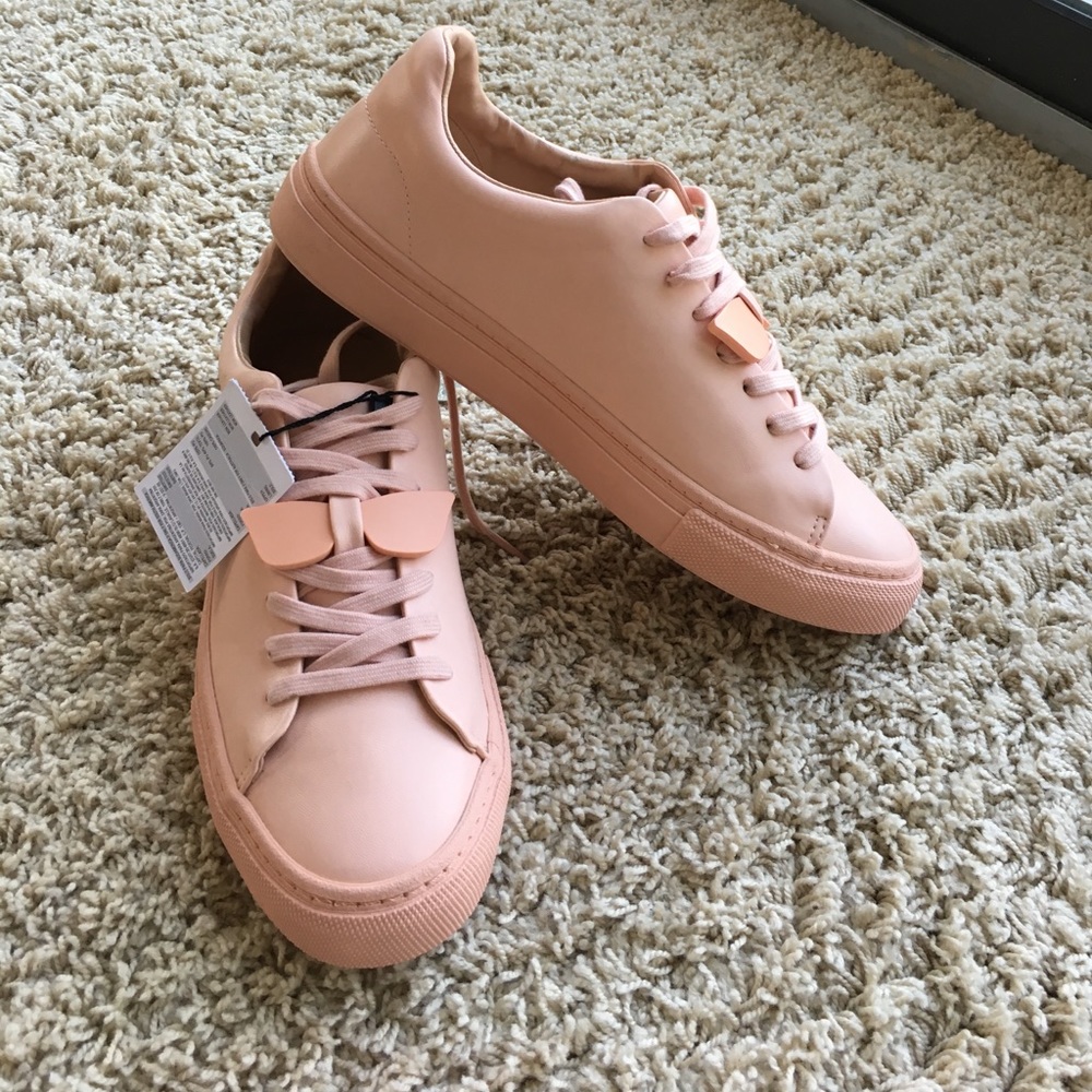 Zara boat