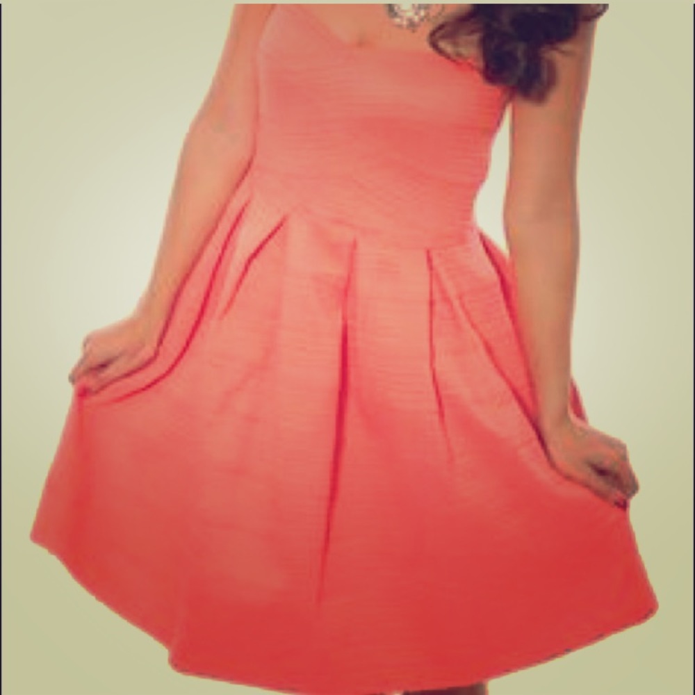 JUN & IVY BANDAGED STRAPLESS DRESS