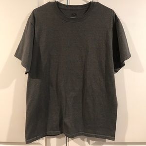 Grey crew neck short sleeve tee size Medium