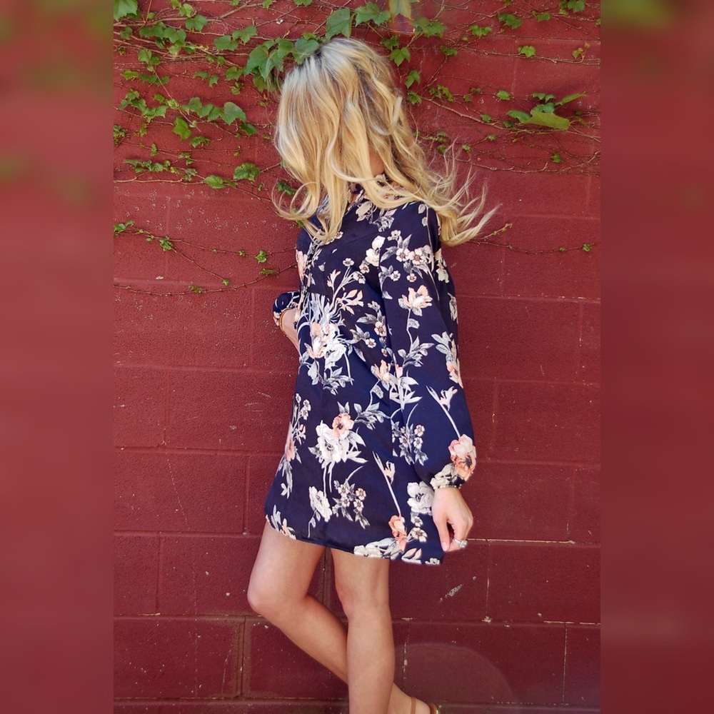 Floral dress - Picture 4 of 6