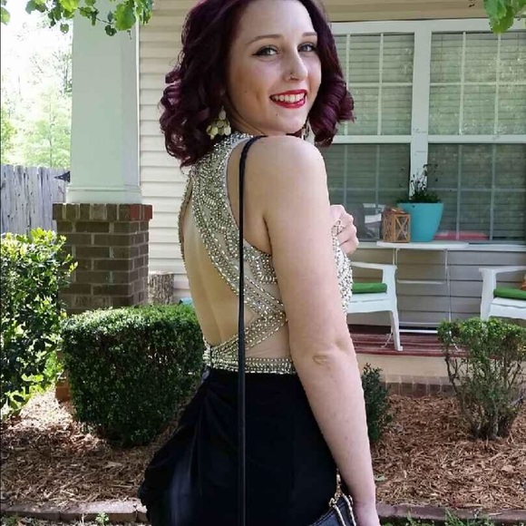 Prom dress, only worn once (for Prom 2016). - Picture 4 of 5