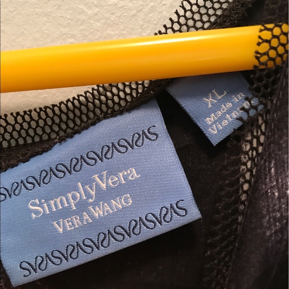 Vera Wang dress - Picture 2 of 3