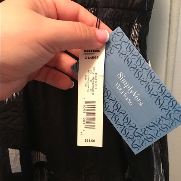 Vera Wang dress - Picture 3 of 3