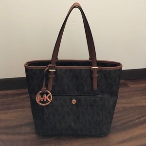 Micheal Khors purse