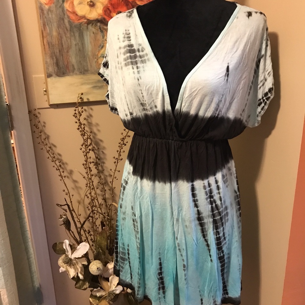 Versatile Top Cover-up  sz L