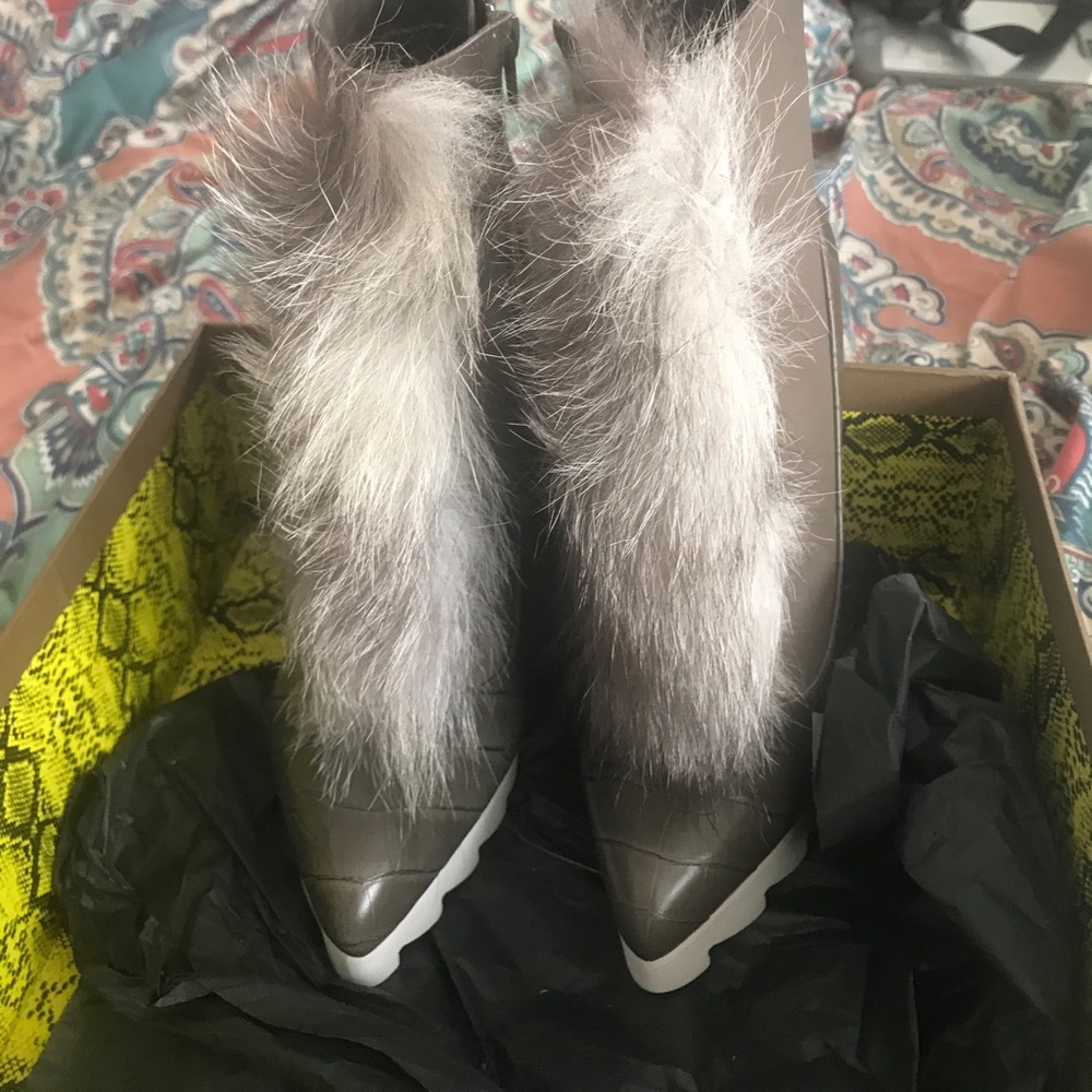 Never worn, making room for new things new in box