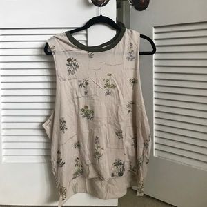 Chaser flower meadow tank