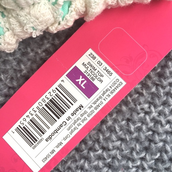 String Bikini Top - Lace - Picture 4 of 5