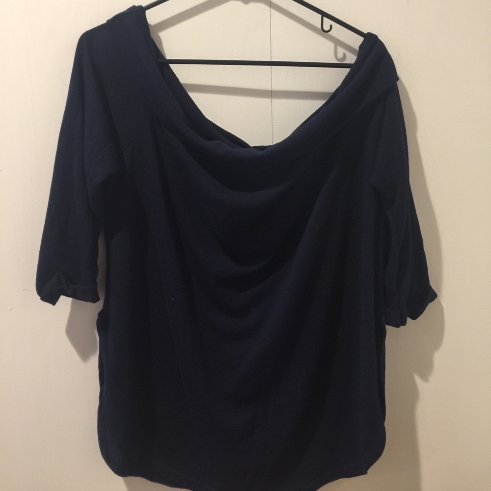 Navy blue off shoulder top💗💗