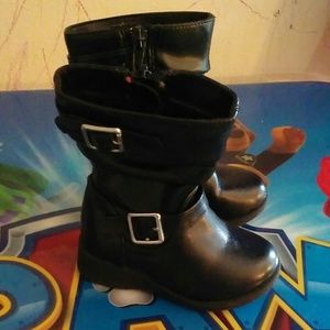 Toddler girl boots