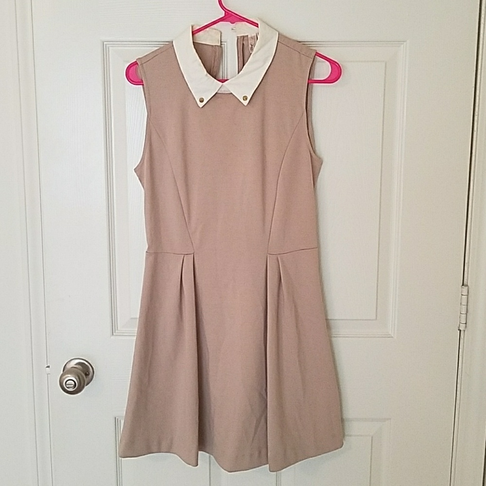Collared dress