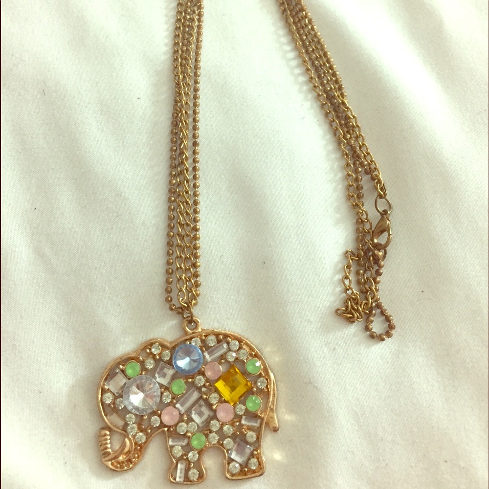 🎀Pick 5🎀Elephant Necklace