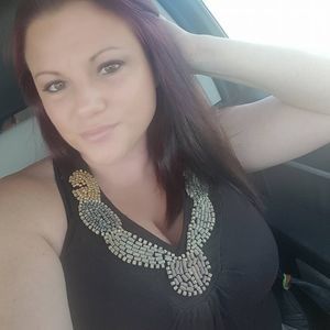 Meet your Posher, Helen