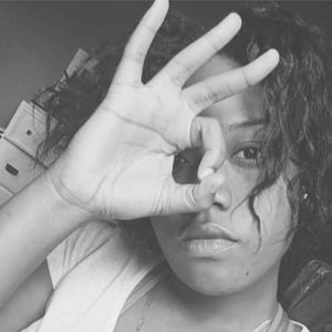 Meet your Posher, Chanel