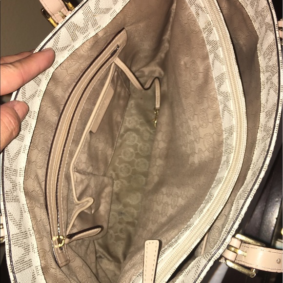 Michael Kors handbag jetset - Picture 4 of 4