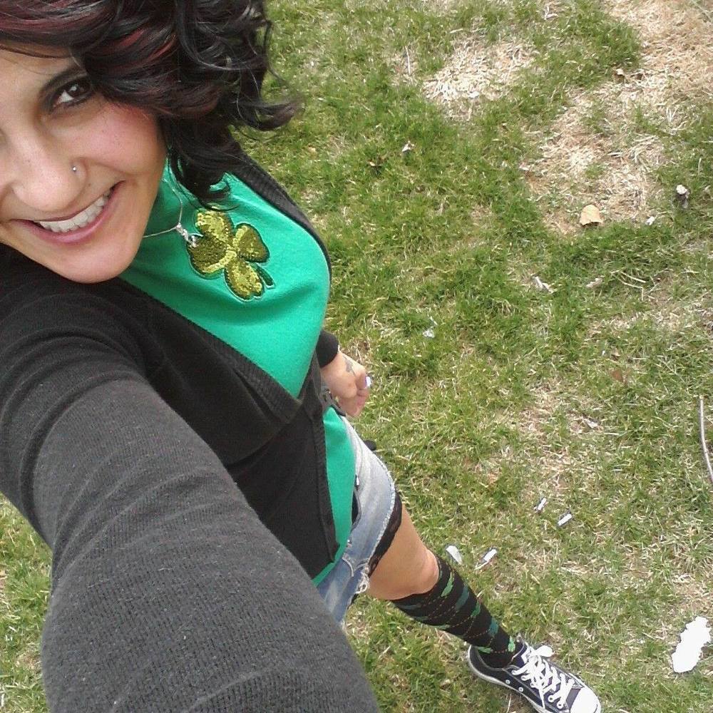 Meet your Posher, Dee