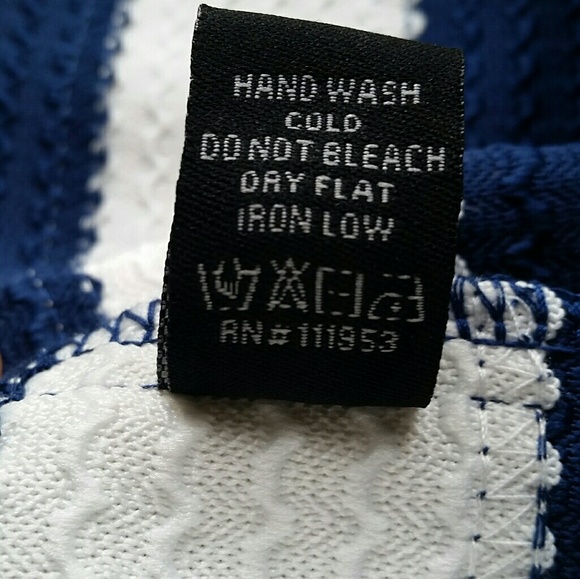 Active USA Pleated Navy & White Striped Mini Skirt - Picture 7 of 7