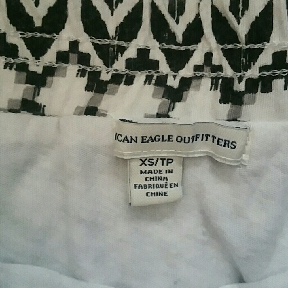 American Eagle Outfitters - Picture 2 of 2