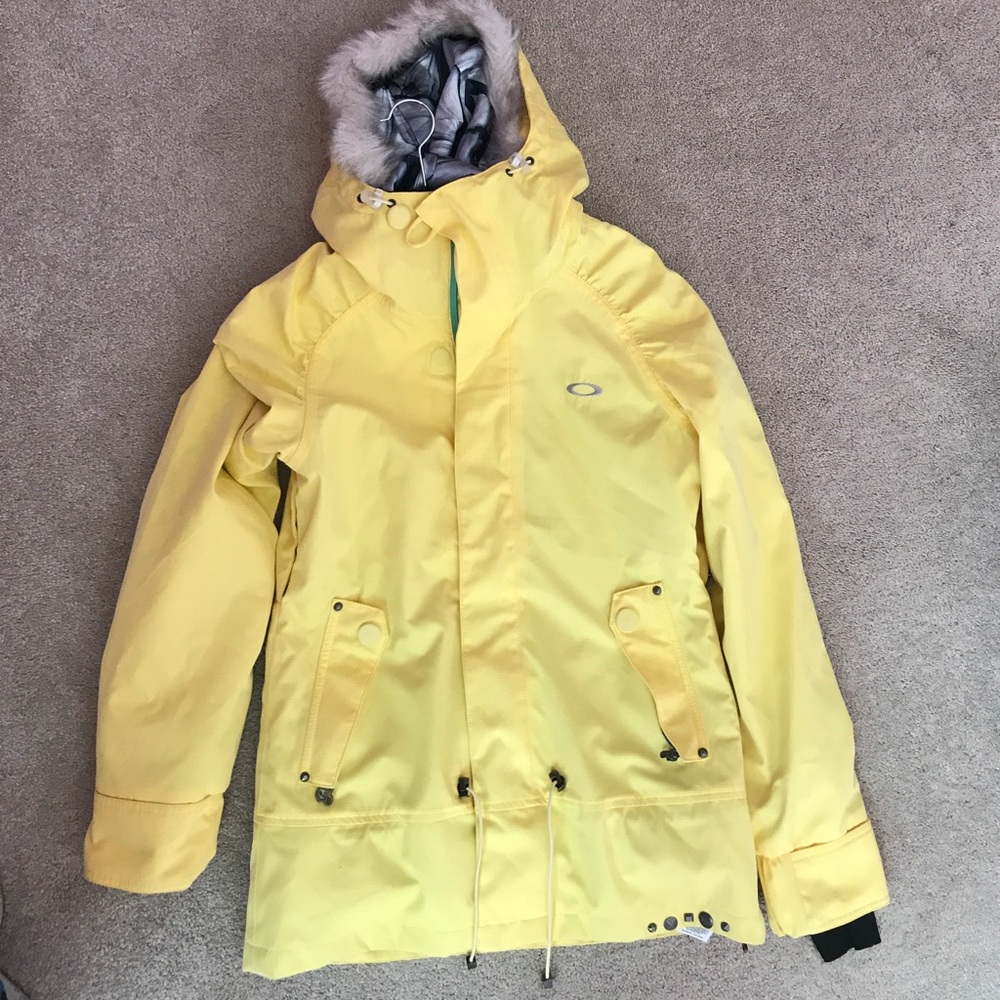Oakley ski jacket