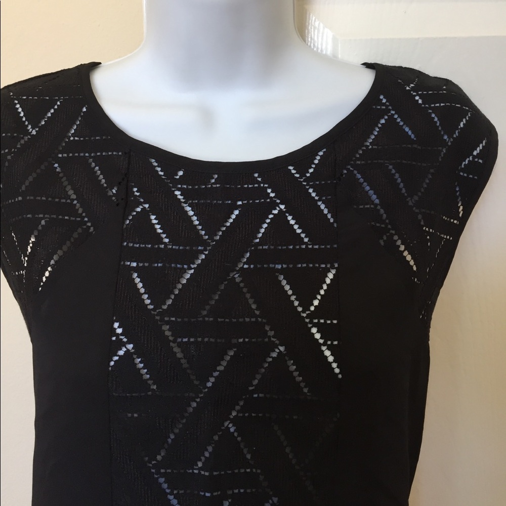 Banana Republic Black blouse - Picture 2 of 3