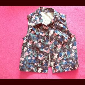 Flowered vest
