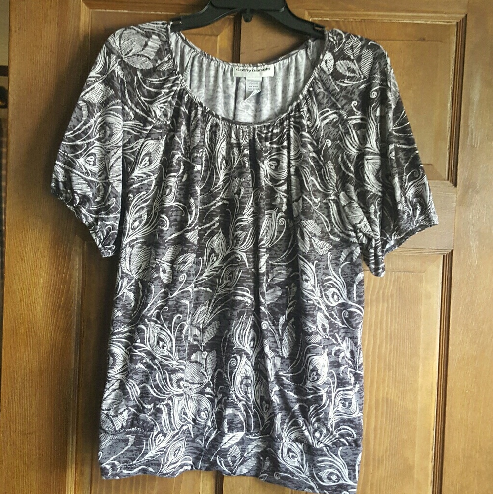 Black & white loose fit blouse, XL.