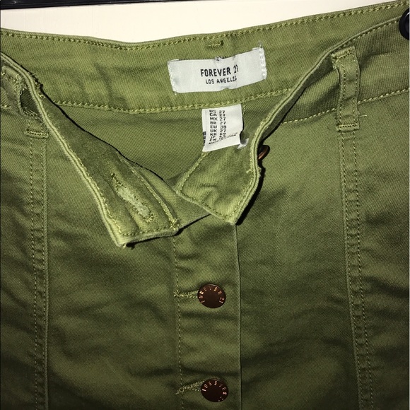 Brand New Forever21 Button Skirt - Picture 3 of 4