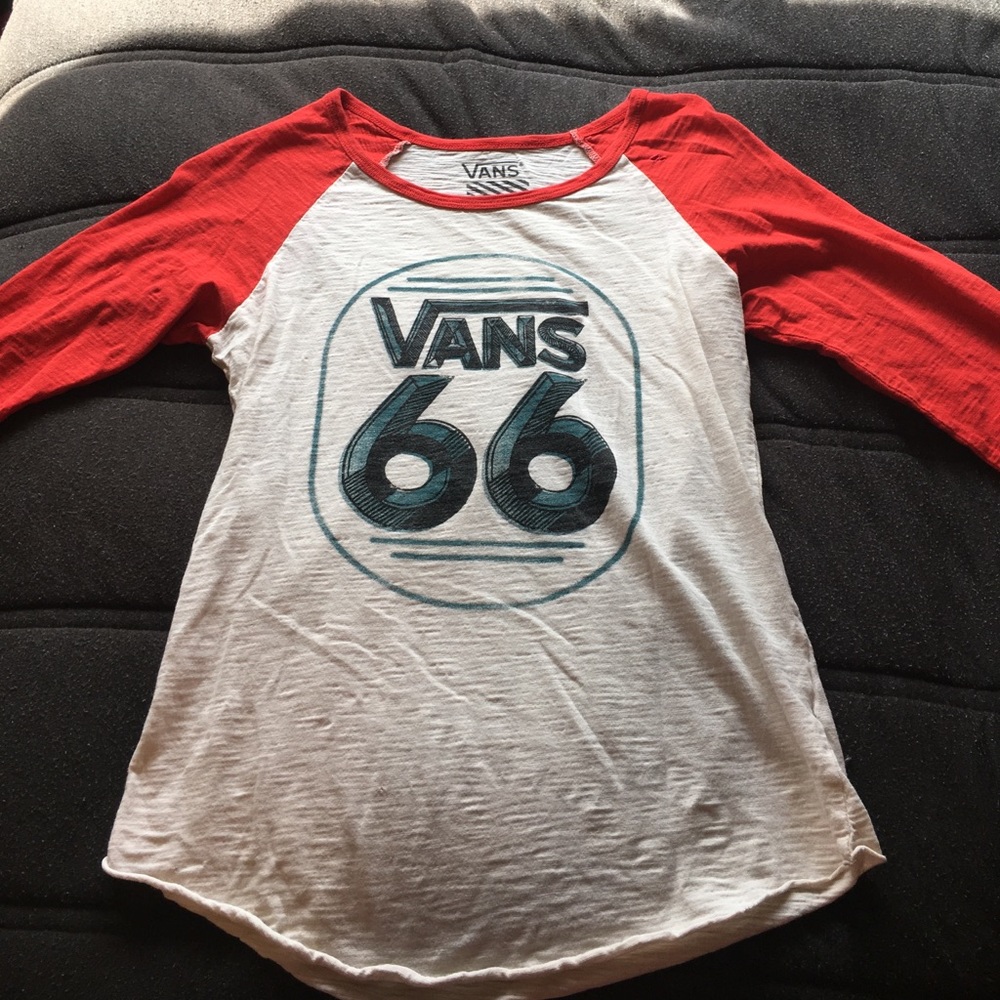 vans quarter length t shirt