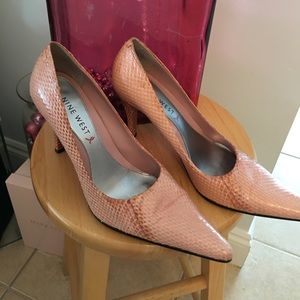 PalePink Snake NINE WEST**Final FIRM OFFER $15**