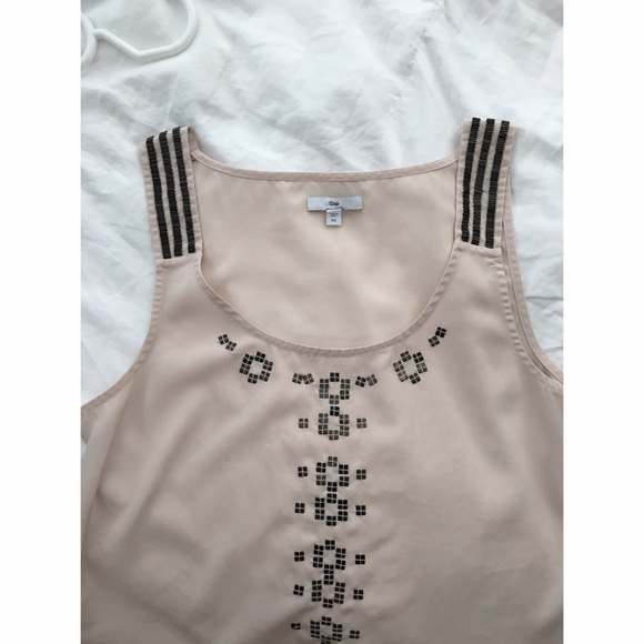 Gap Silky sequence dressy or going out blush top - Picture 4 of 7