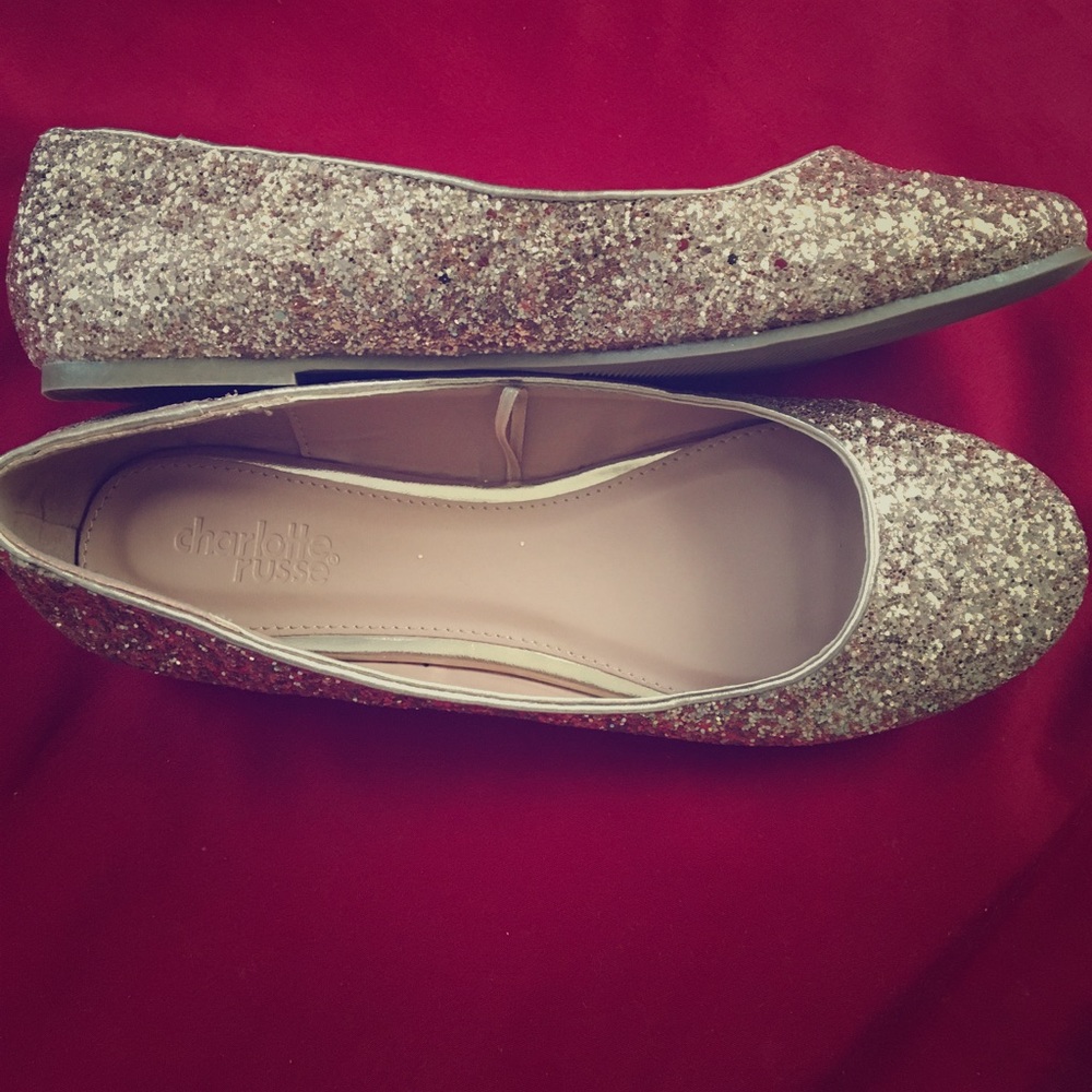 New unworn ballet flats champagne/gold sequins.