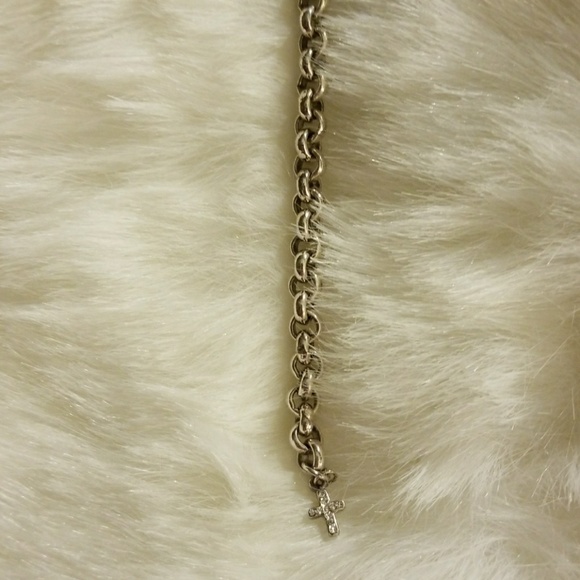 Premier Designs Cross Bracelet. - Picture 3 of 4