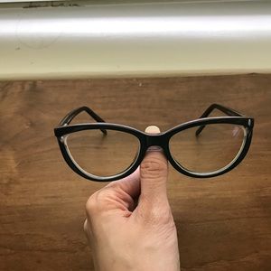 Eyeglasses