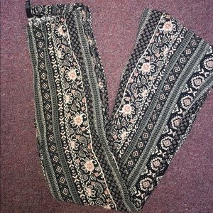 Patterned flare pants